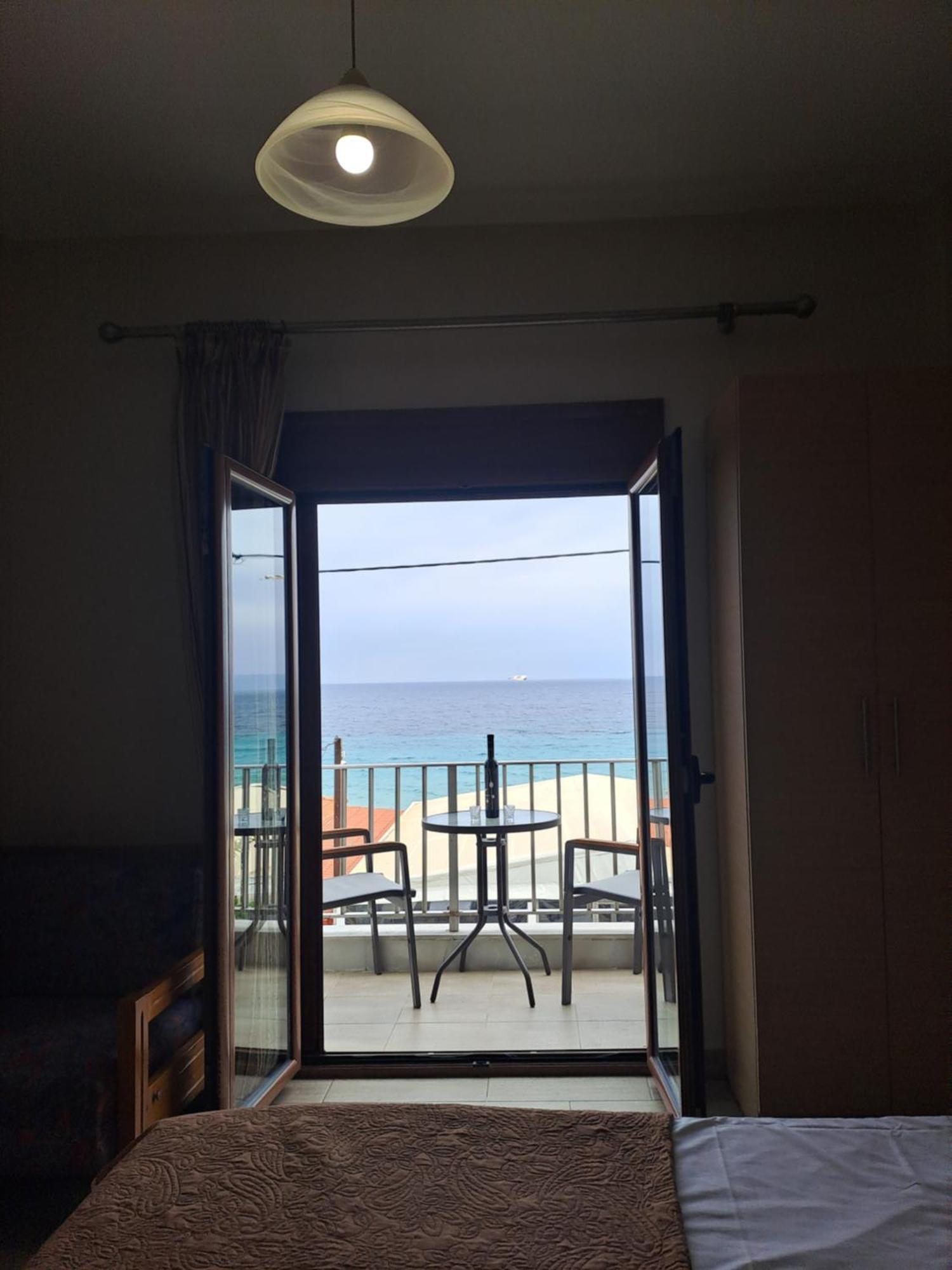 Diolkos Apartement เนอาโรดา ภายนอก รูปภาพ