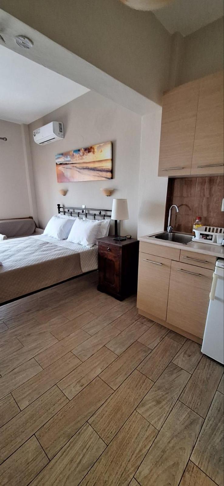 Diolkos Apartement เนอาโรดา ห้อง รูปภาพ