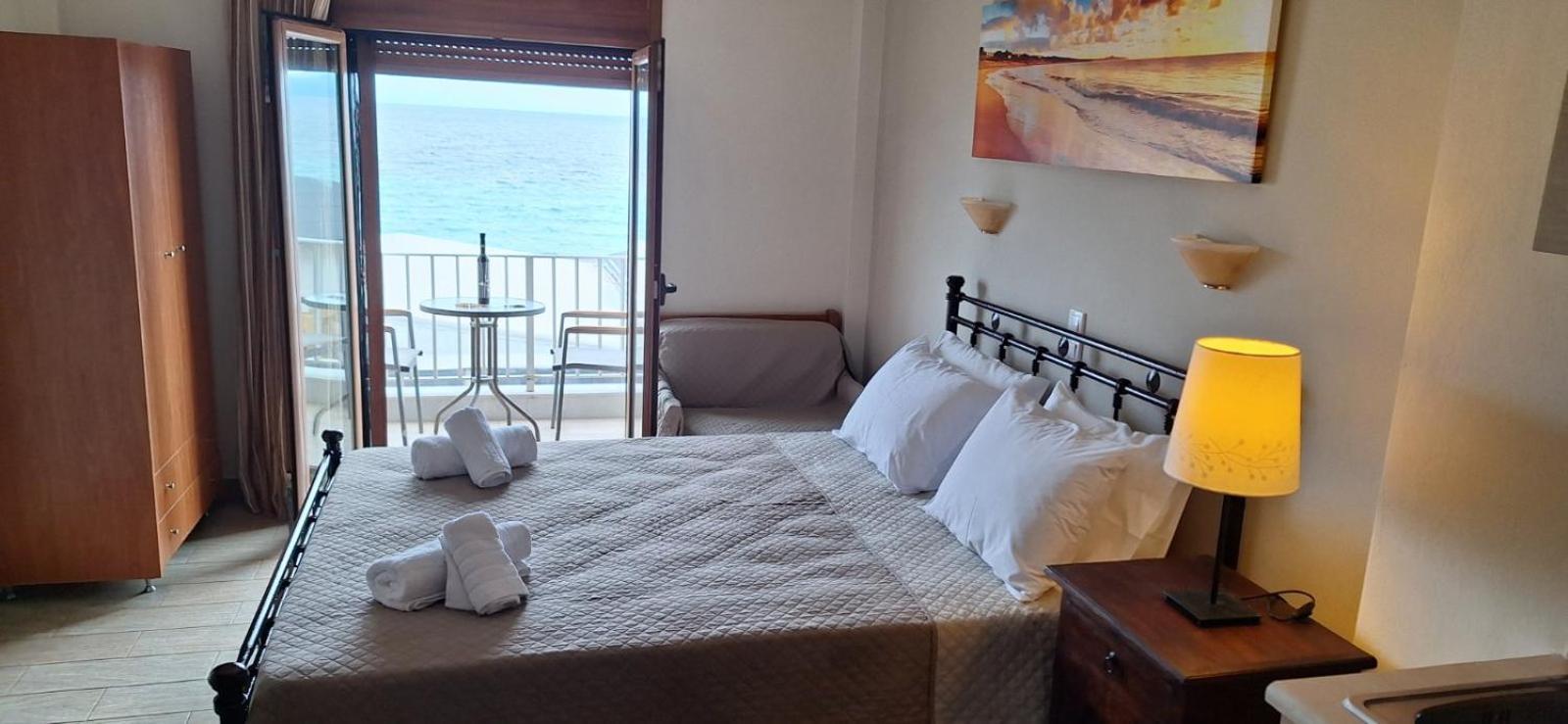 Diolkos Apartement เนอาโรดา ห้อง รูปภาพ