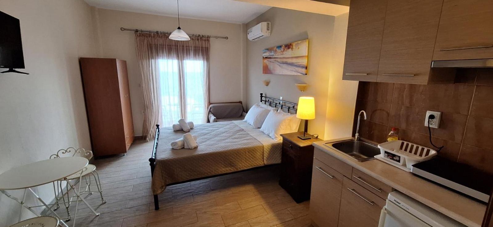 Diolkos Apartement เนอาโรดา ห้อง รูปภาพ